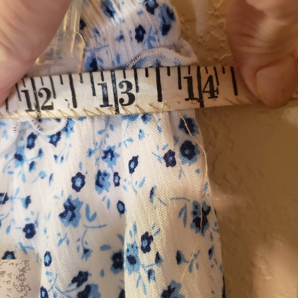 Love You Bunches White Blue Floral Ruffle Shorts Size Medium - Picture 11 of 11